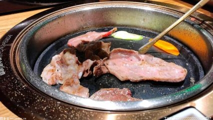 怎么辨别猪肉的好坏？怎么分辨猪肉新鲜不新鲜？